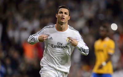 广发体育精华-为全场奔跑准备