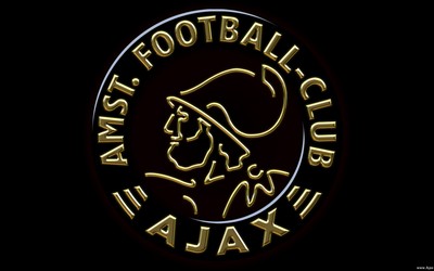 广发体育-佩德里中场拦截后发动进攻